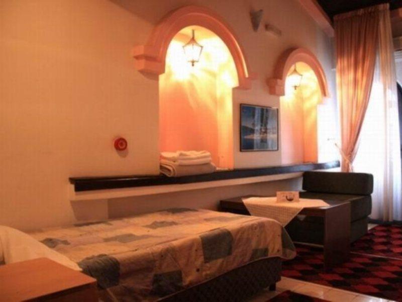 Hotel Ambasador 스코페 외부 사진