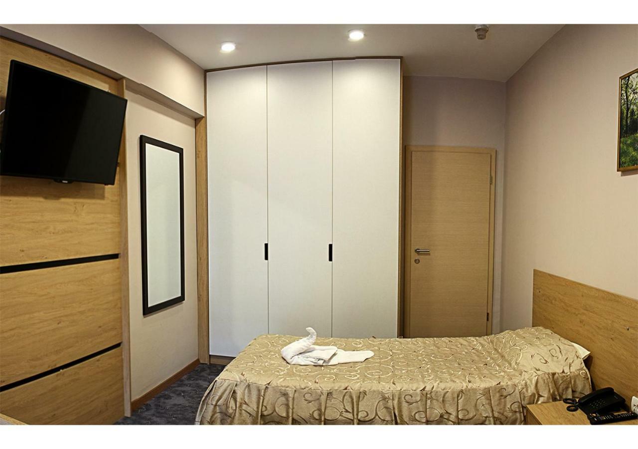 Hotel Ambasador 스코페 외부 사진